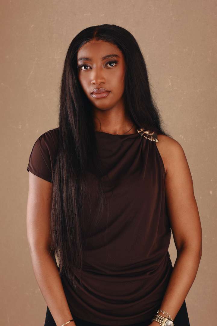 24 inch bone straight wig. Brazilian premium virgin hair